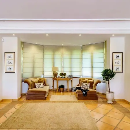 Sunkissed Holiday home